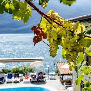 Scalinata San Rocco Apartment Limone sul Garda